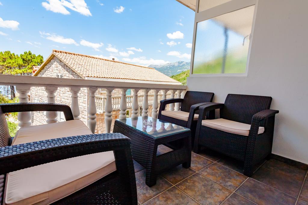 Apartments Adriatic Sveti Stefan Exterior photo