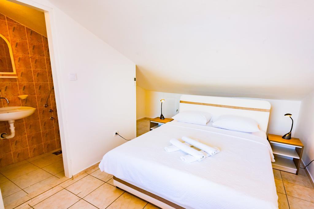Apartments Adriatic Sveti Stefan Exterior photo